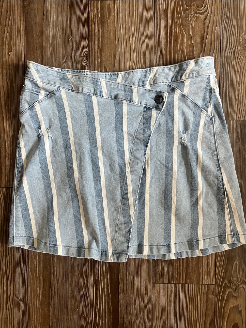 Kut from the Kloth Blue and White Striped Wrap Skirt